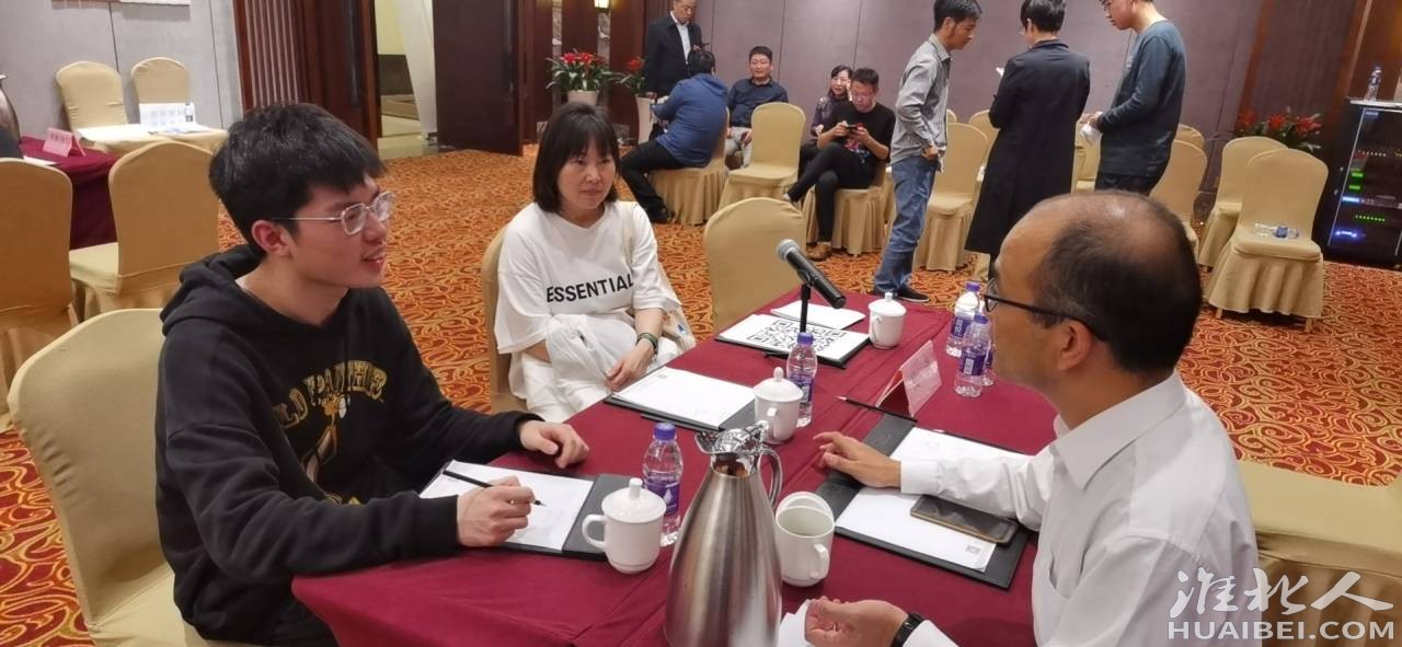 热烈祝贺淮北一中的李昊恩同学获得安徽省化学竞赛第一名一只脚已经